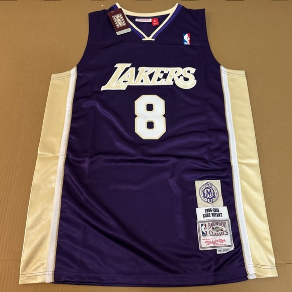 Mitchell & Ness Other - Kobe Bryant Mitchell & Ness
1996-2016 HOF LA Lakers
Purple Jersey Size XL